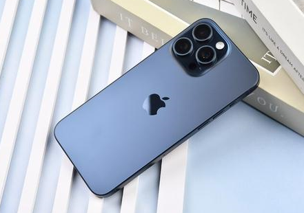潘集苹果维修点分享iPhone 15 Pro Max屏幕更换全新实操风险 